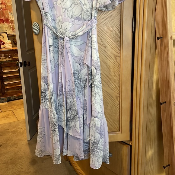 SOLDVince camuto lilac Ruffle dress size 10 - Picture 3 of 6